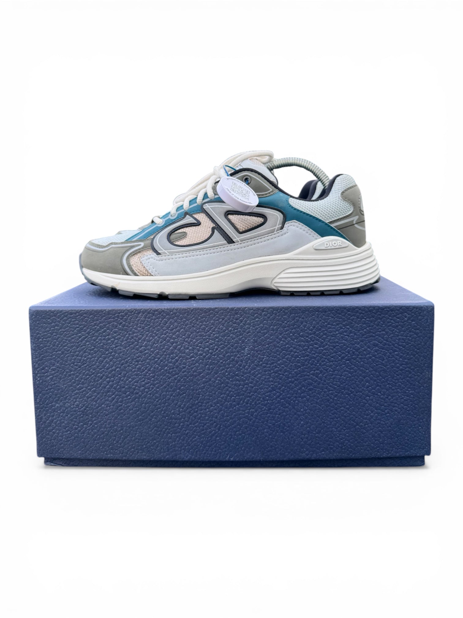 DIOR B30 (UK 6 - FIT 7)