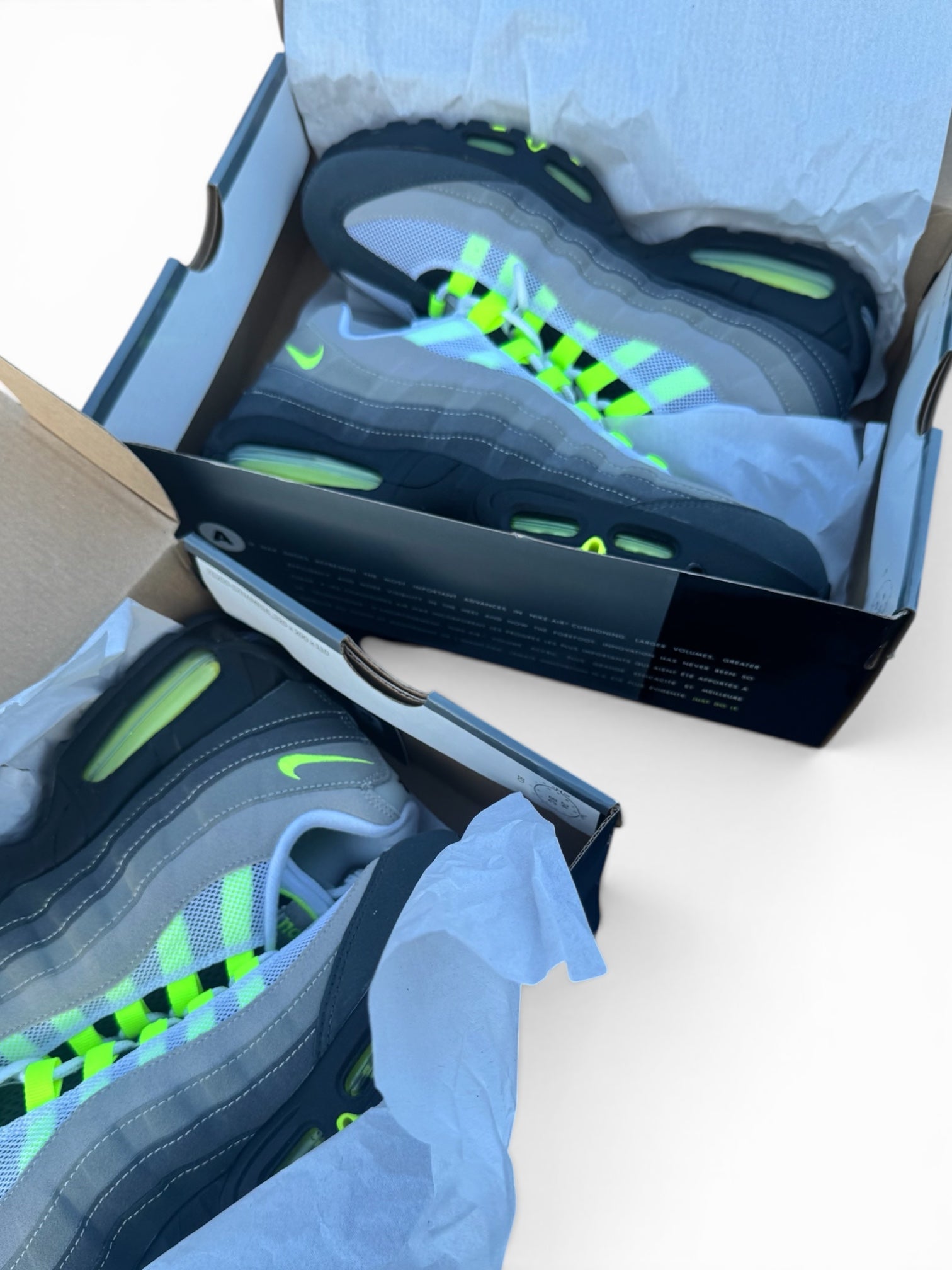 AIR MAX 95 NEON (UK8)