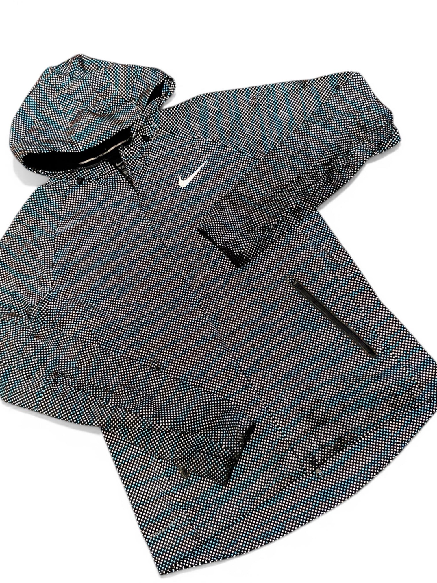NIKE STORM FIT (M).