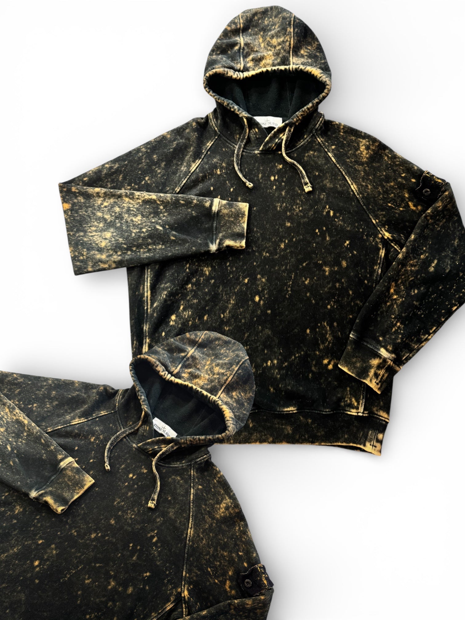 STONE ISLAND HOODIE (S).